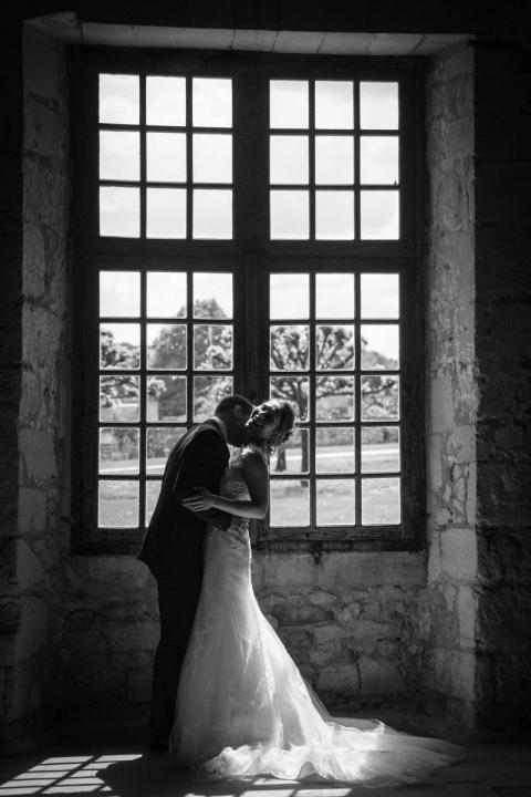 séance photos de couple à l'abbaye royale de Fontevraud
